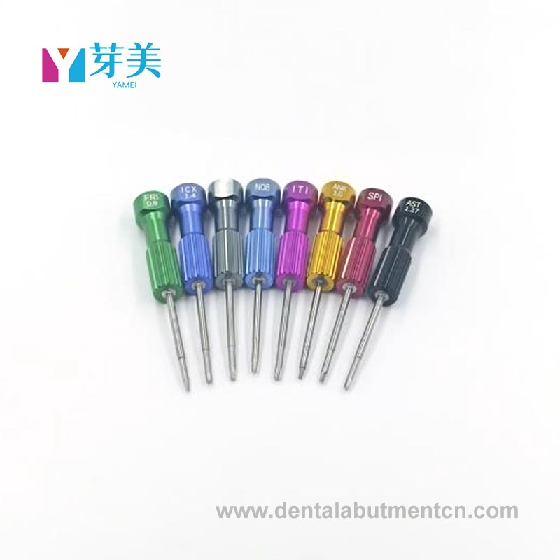 Zerk egiten du hortzetako tresna kirurgikoak zehaztasuna eta segurtasuna lortzeko?